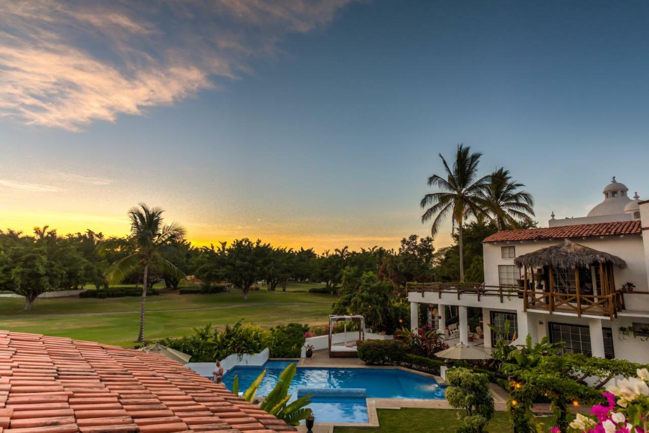 The Green House Marina Golf - Suites & Villas بويرتو فالارتا المظهر الخارجي الصورة